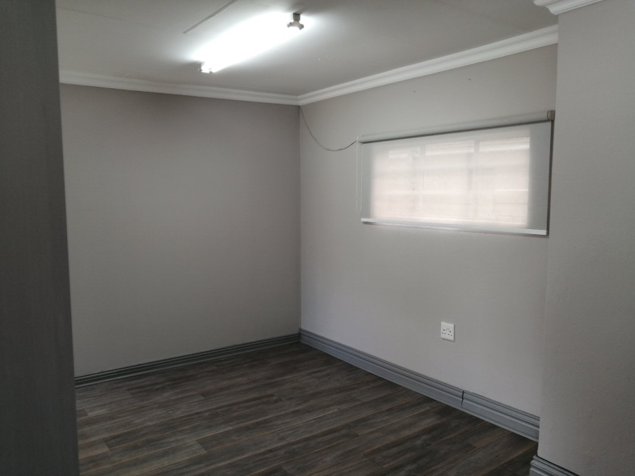 To Let commercial Property for Rent in Doorn Free State